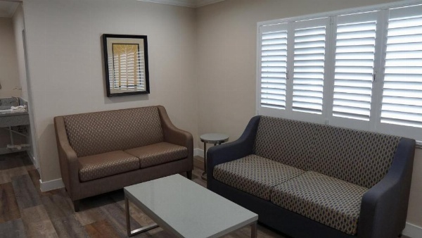 Sea Breeze Inn image 17