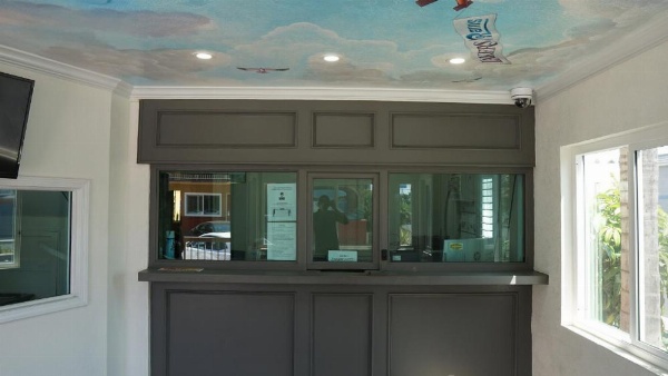 Sea Breeze Inn image 9